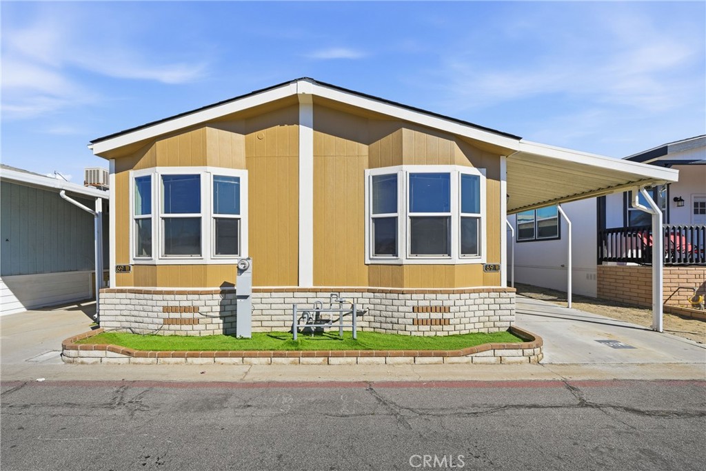 17225 Valley 69W