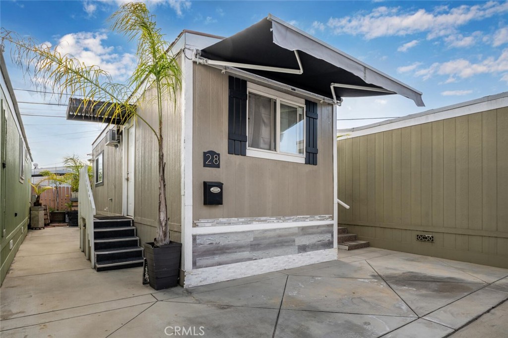 17024 S Western Avenue 28