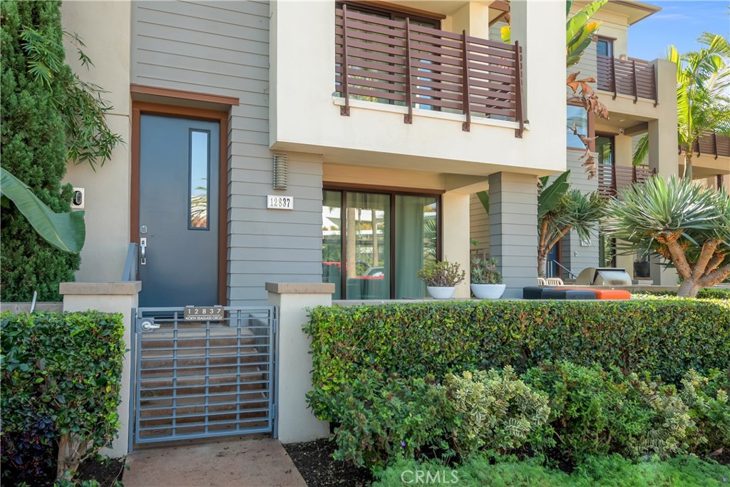 12837 N Seaglass