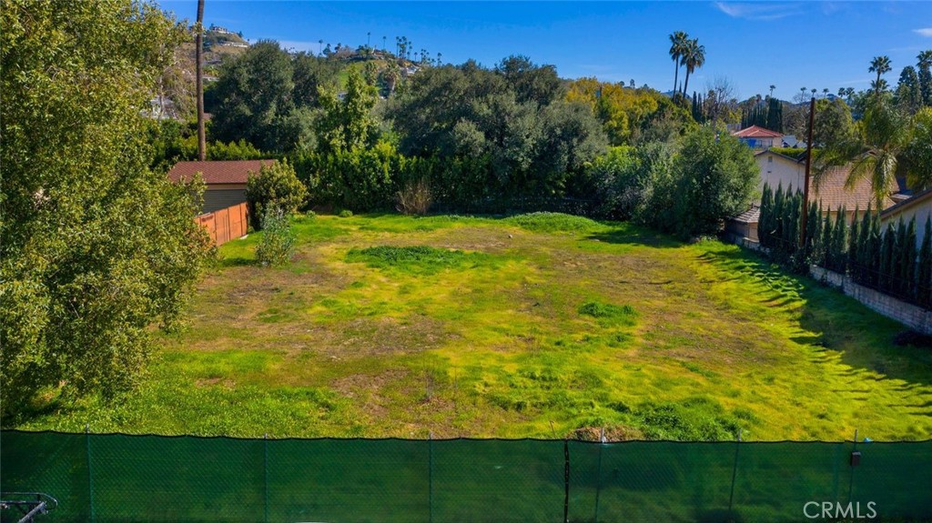1420 Valley View
