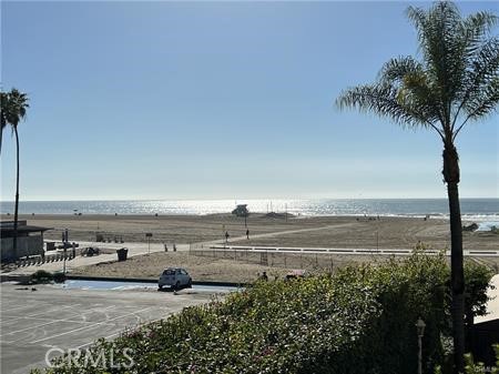 723 Palisades Beach Road 101