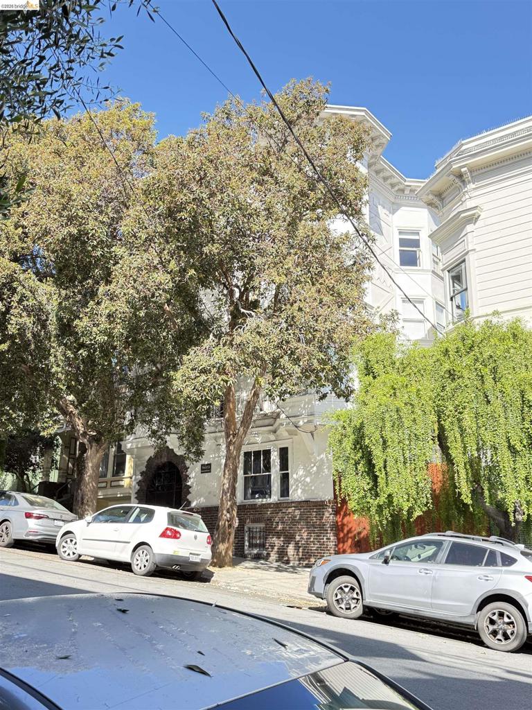 1012 Page St