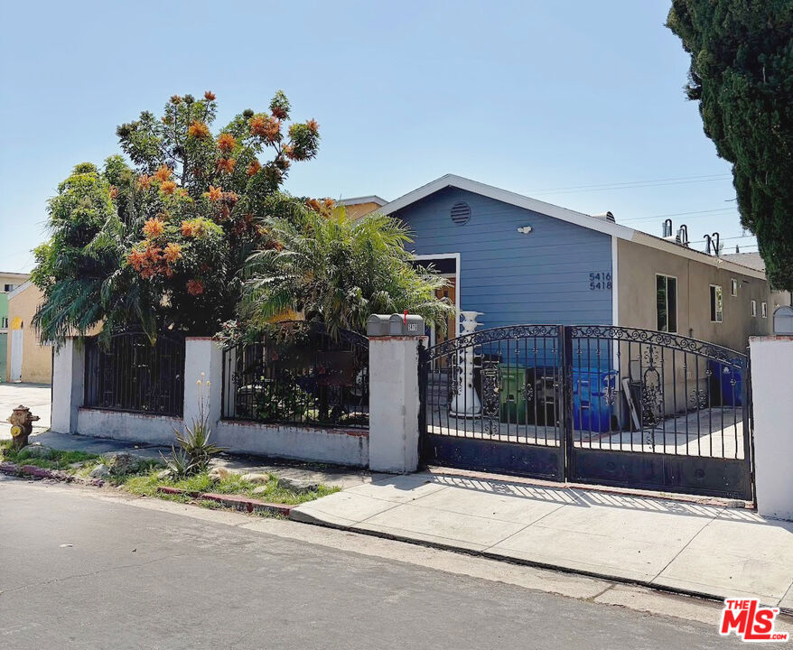 5418 Smiley Drive
