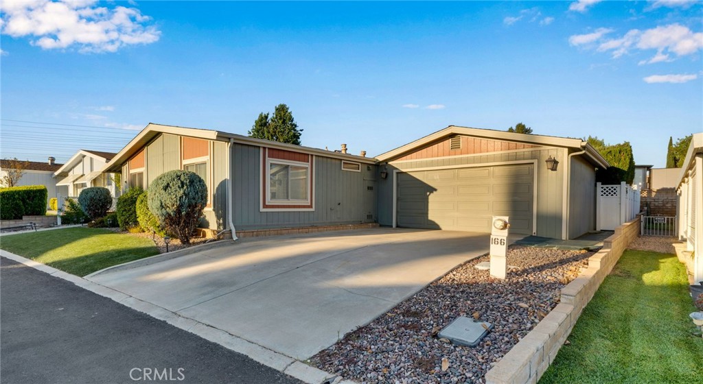 10961 Desert Lawn 166