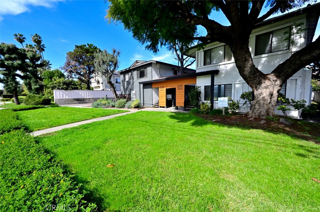 521 523 E Live Oak Avenue