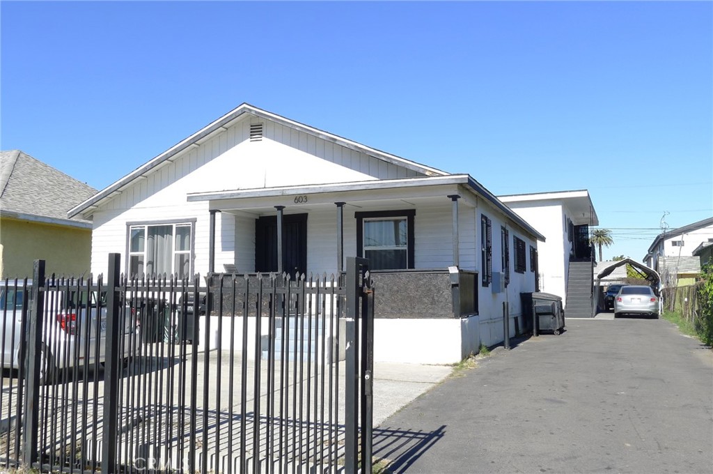 603 W 75th