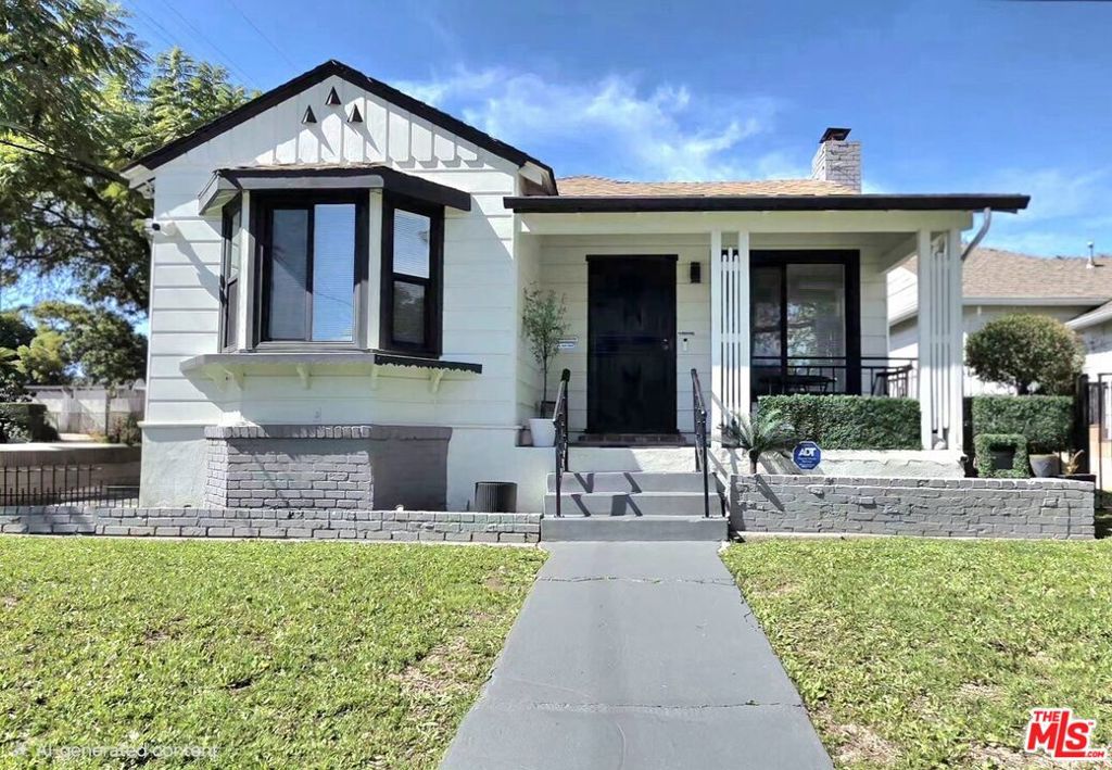 153 N Hanford Avenue