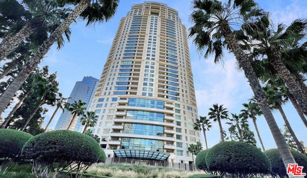 1 W Century Drive 28B