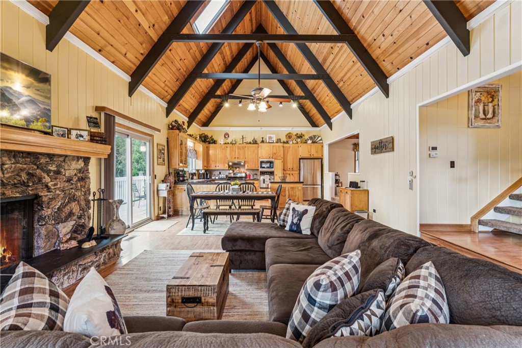 200 Birchwood