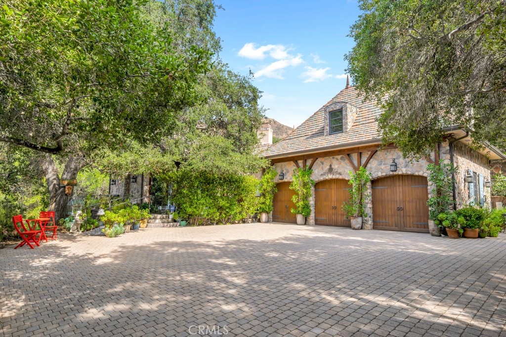 3439 Dorothy Road