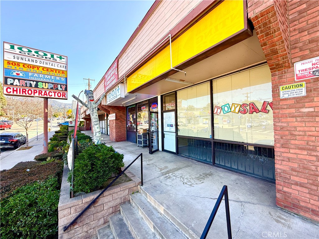 7912 Foothill Boulevard