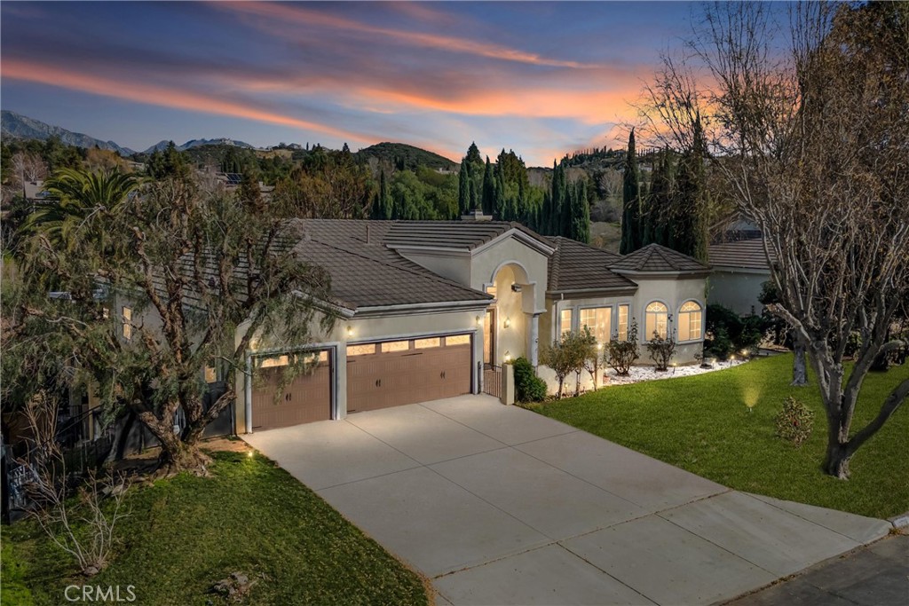 13776 Meadow View