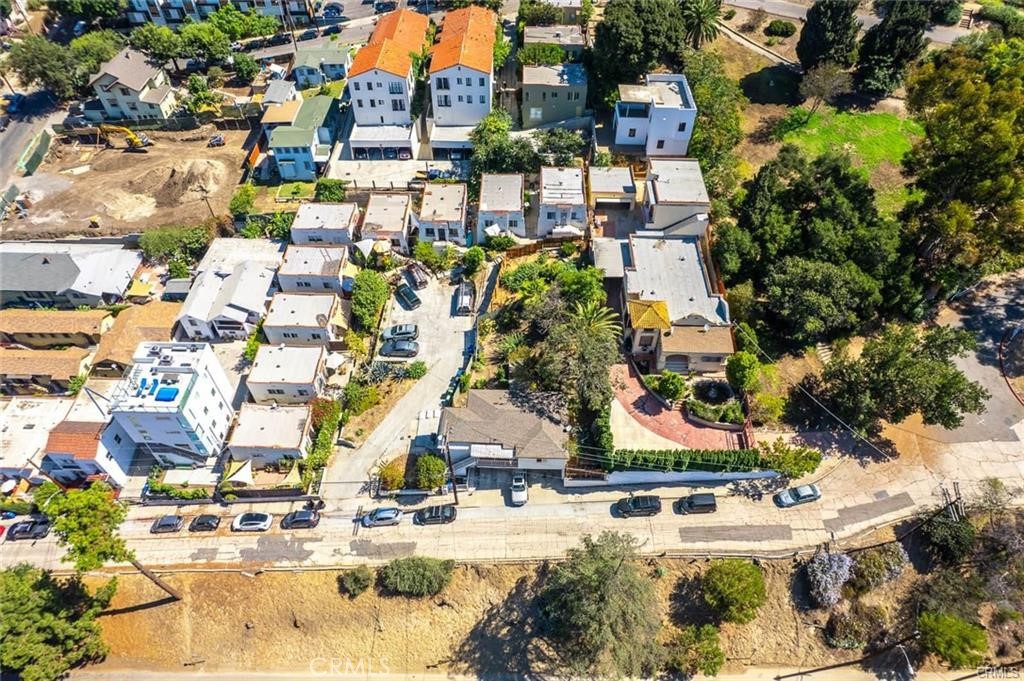 1303 Lilac Terrace