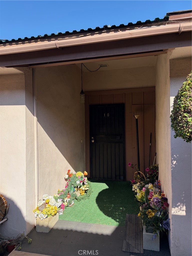 777 E Valley 10