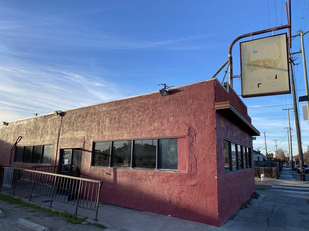 10801 Bancroft