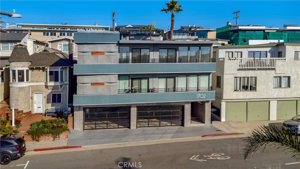 1702 Hermosa Avenue