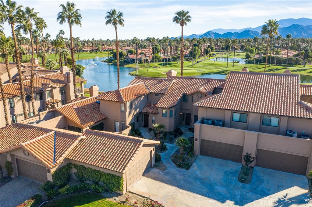 38049 Crocus Lane
