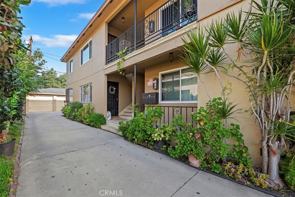 3213 Hill