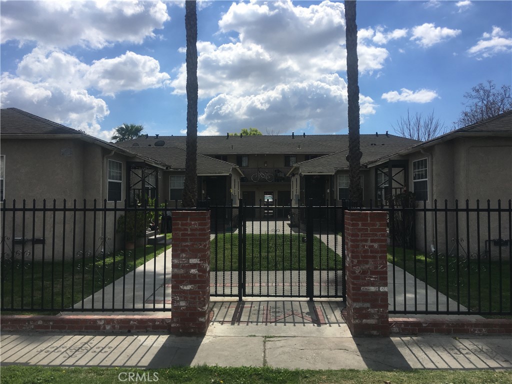 422 W Palm Street 424 1/2D