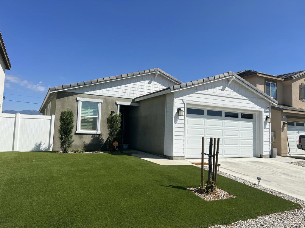 426 E Orchard Street