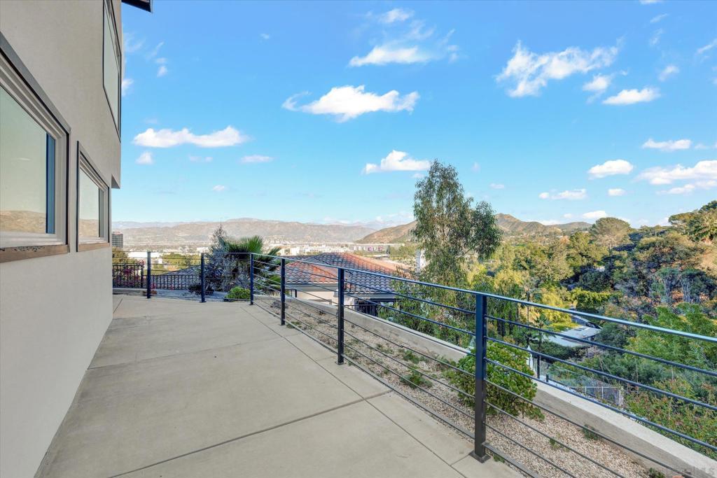 3546 Multiview Drive