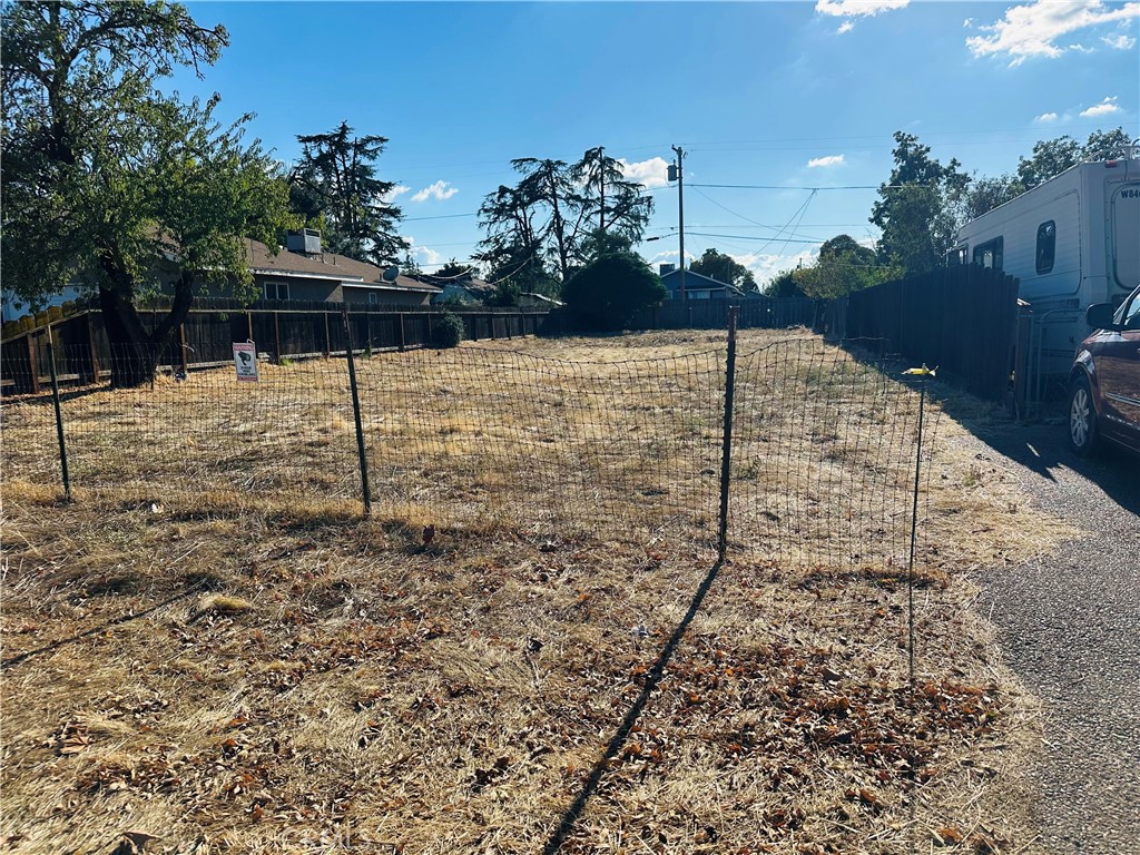 0 Santa Fe Avenue