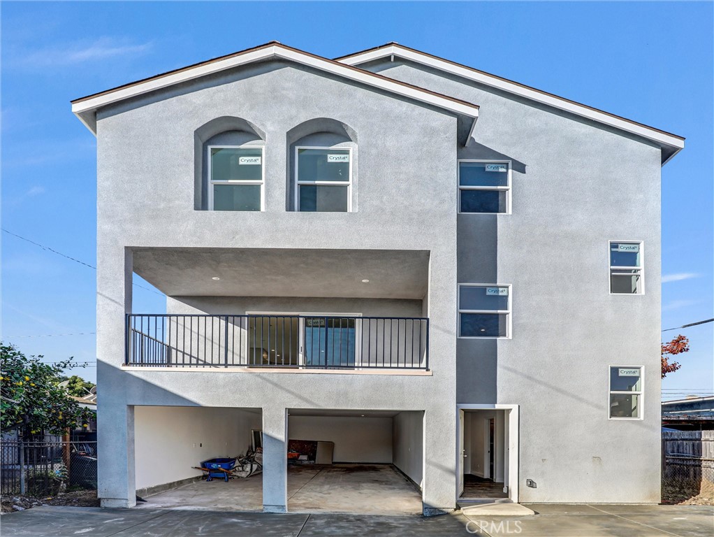 1231 S Rowan Avenue