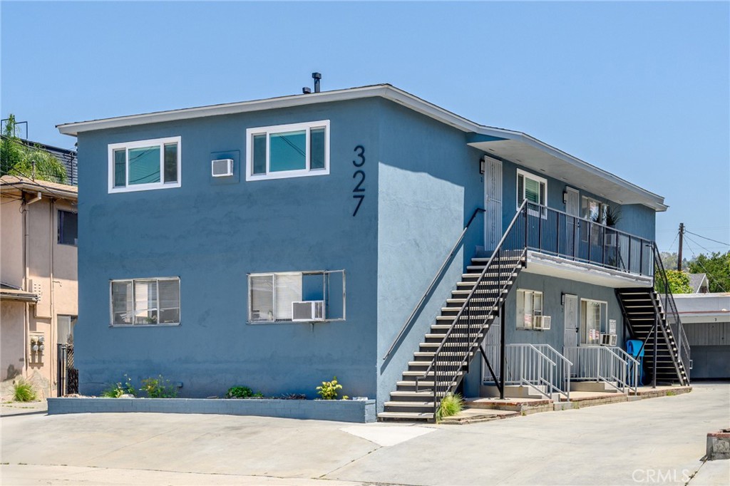 327 S Avenue 57