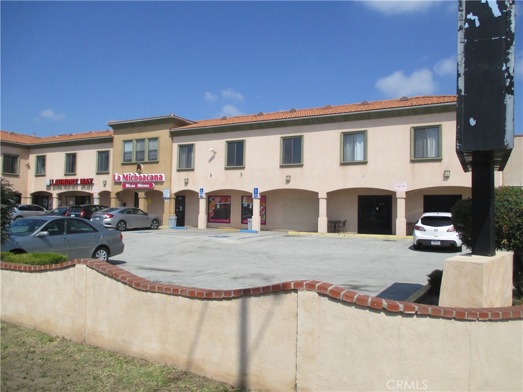 303 W Manchester Boulevard 207
