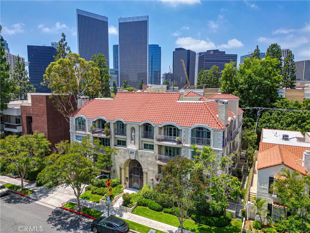 277 S Spalding Drive 201