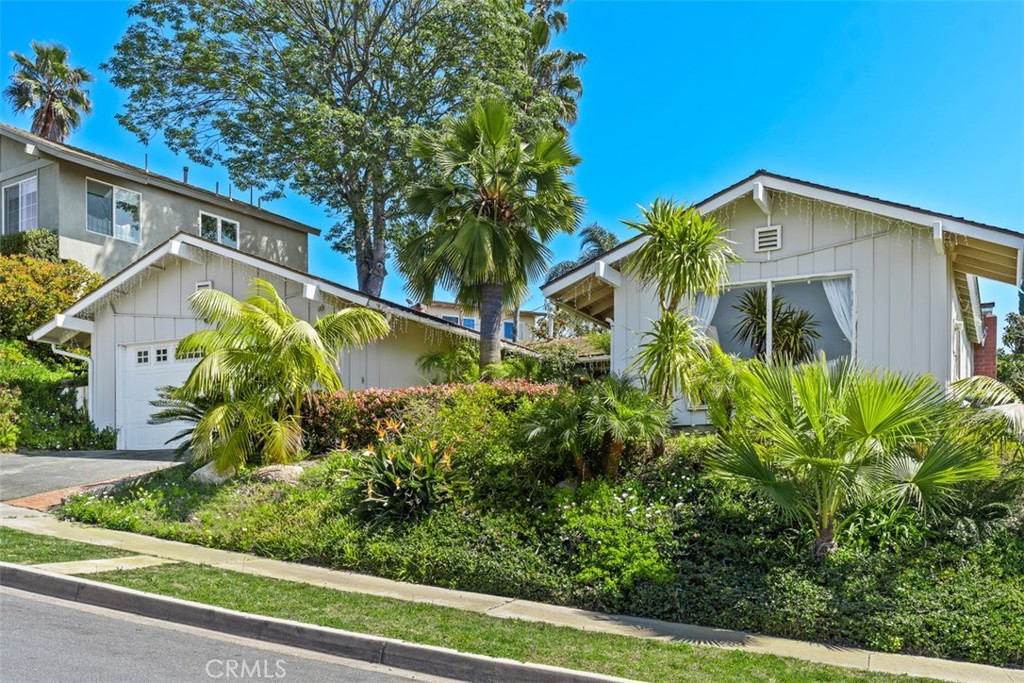 3068 Zell Drive