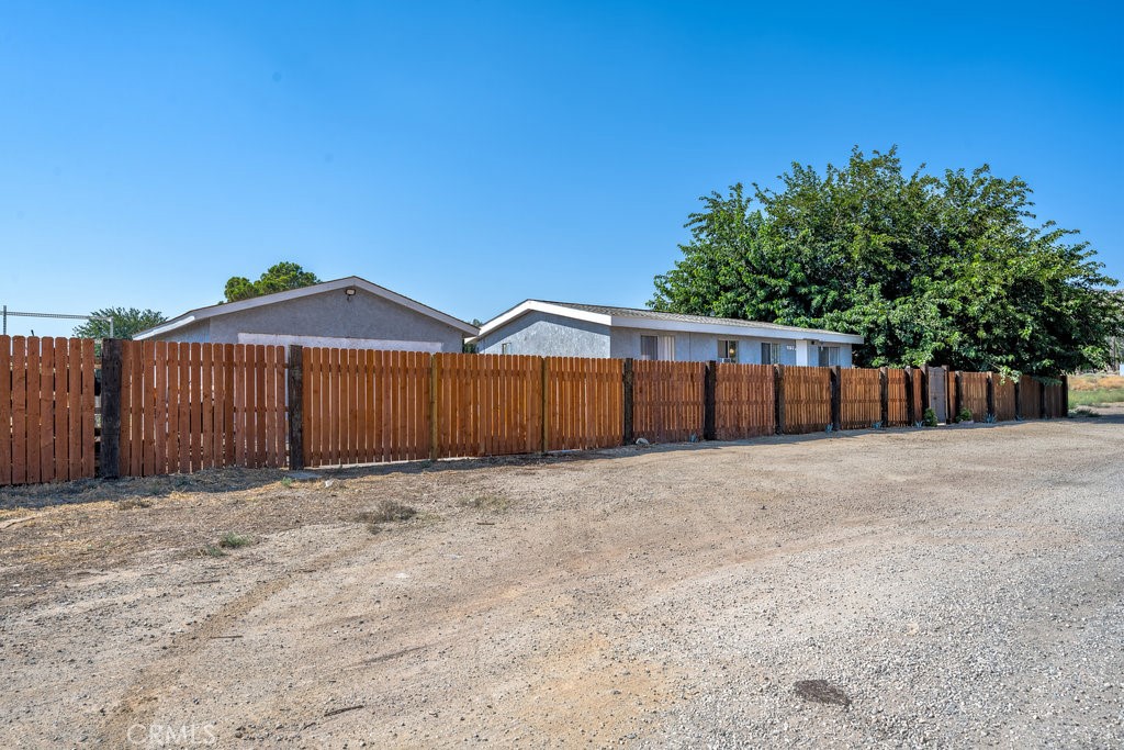 1120 Harold Ash Avenue