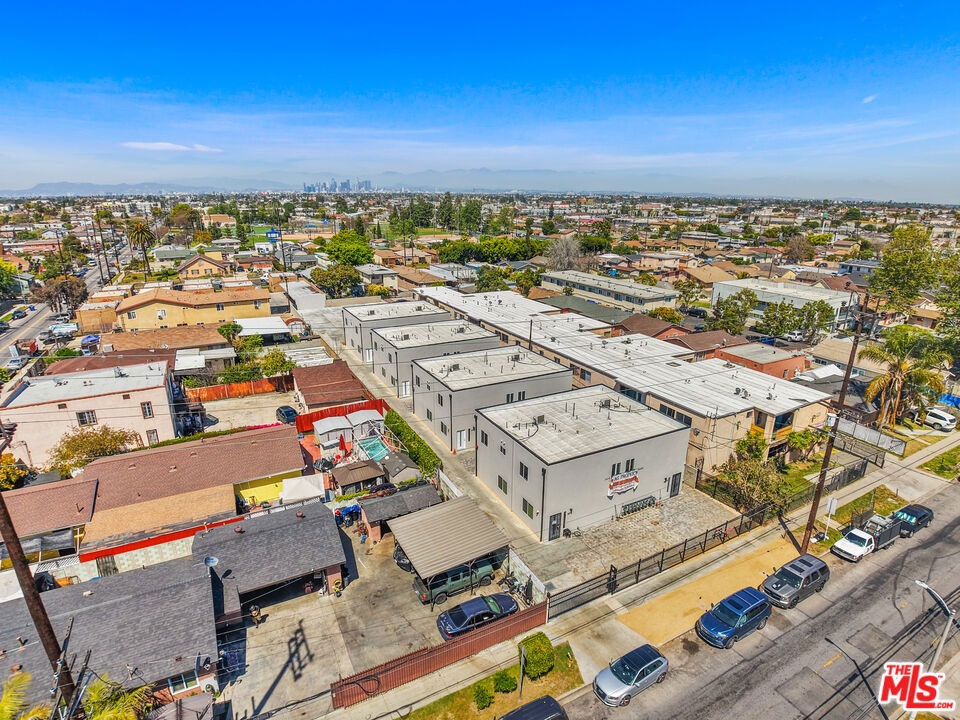649 W 92nd Street