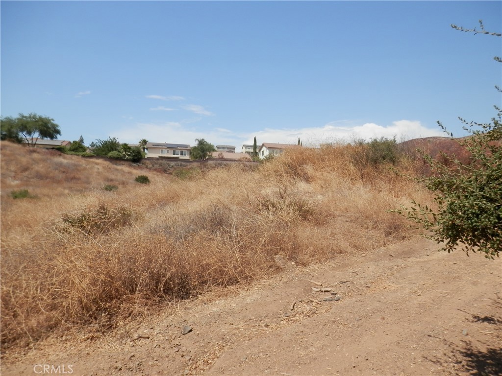 0 D Acacia Street