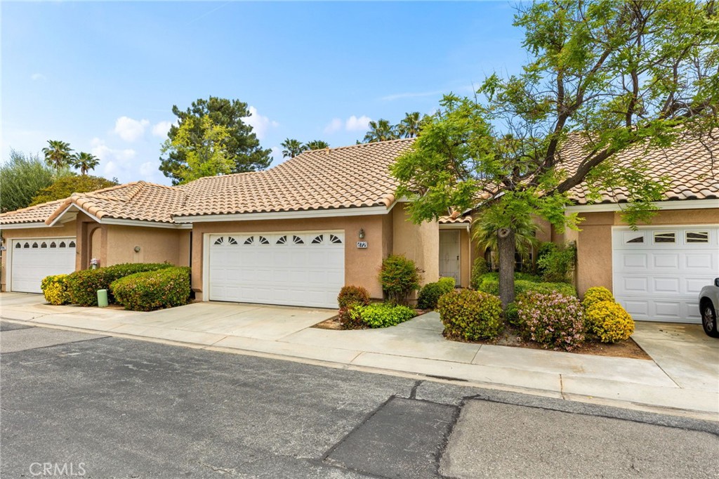 672 La Quinta Drive