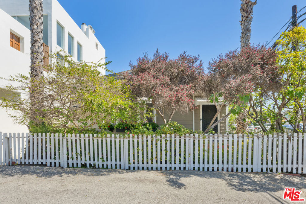 137 Strand Street