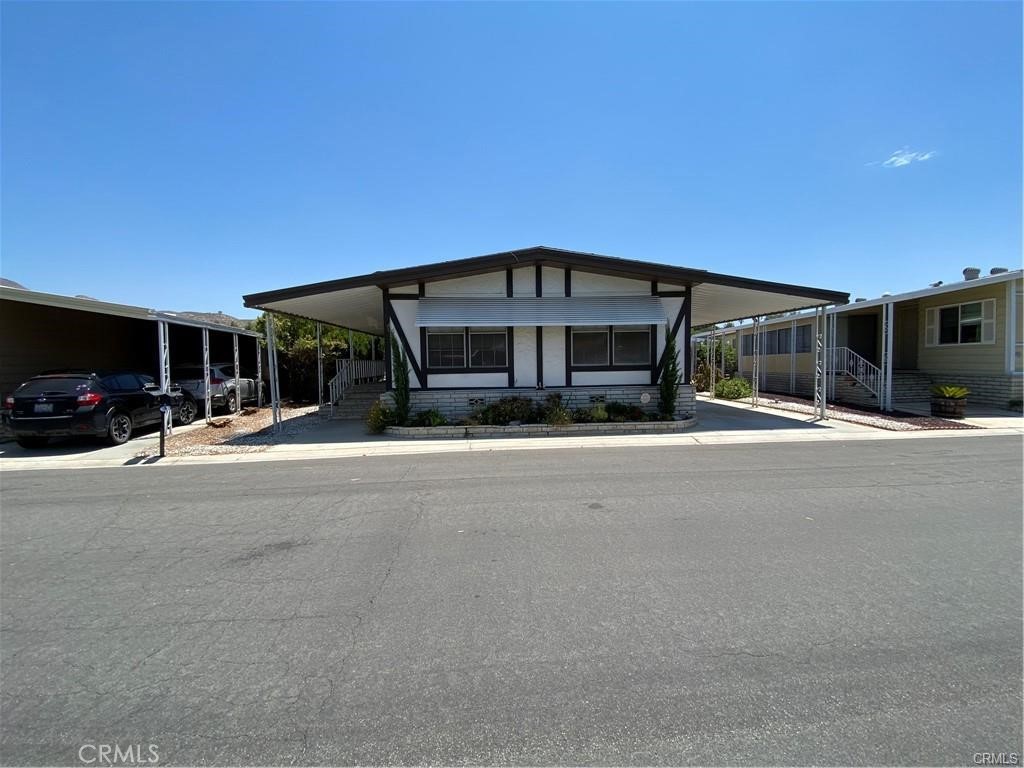 2230 Lake Park Drive 142