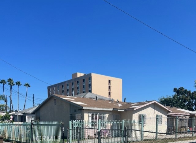 426 W Laurel Street