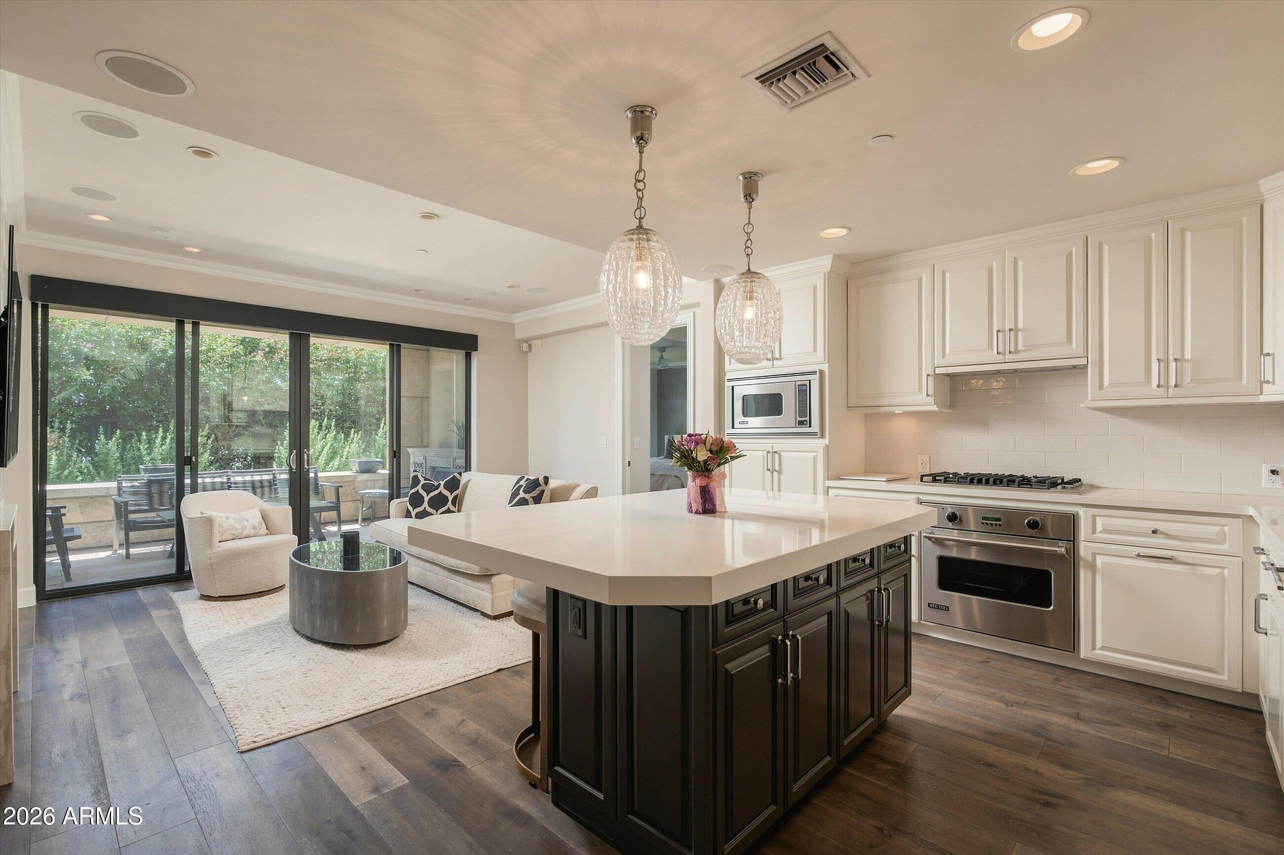 7175 E CAMELBACK Road 107, Scottsdale, AZ 85251