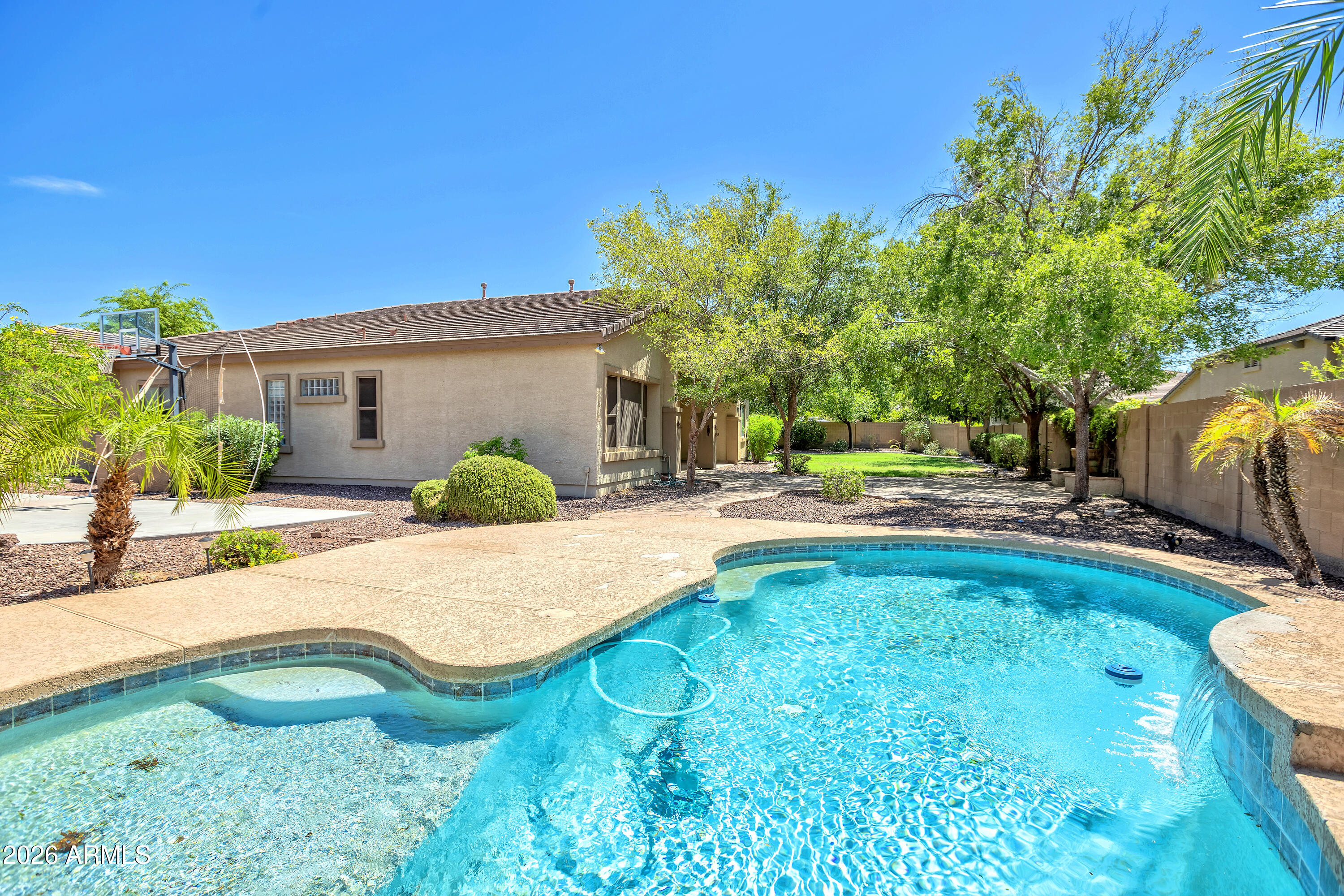 7333 N Kirsten Avenue, Glendale, AZ 85305