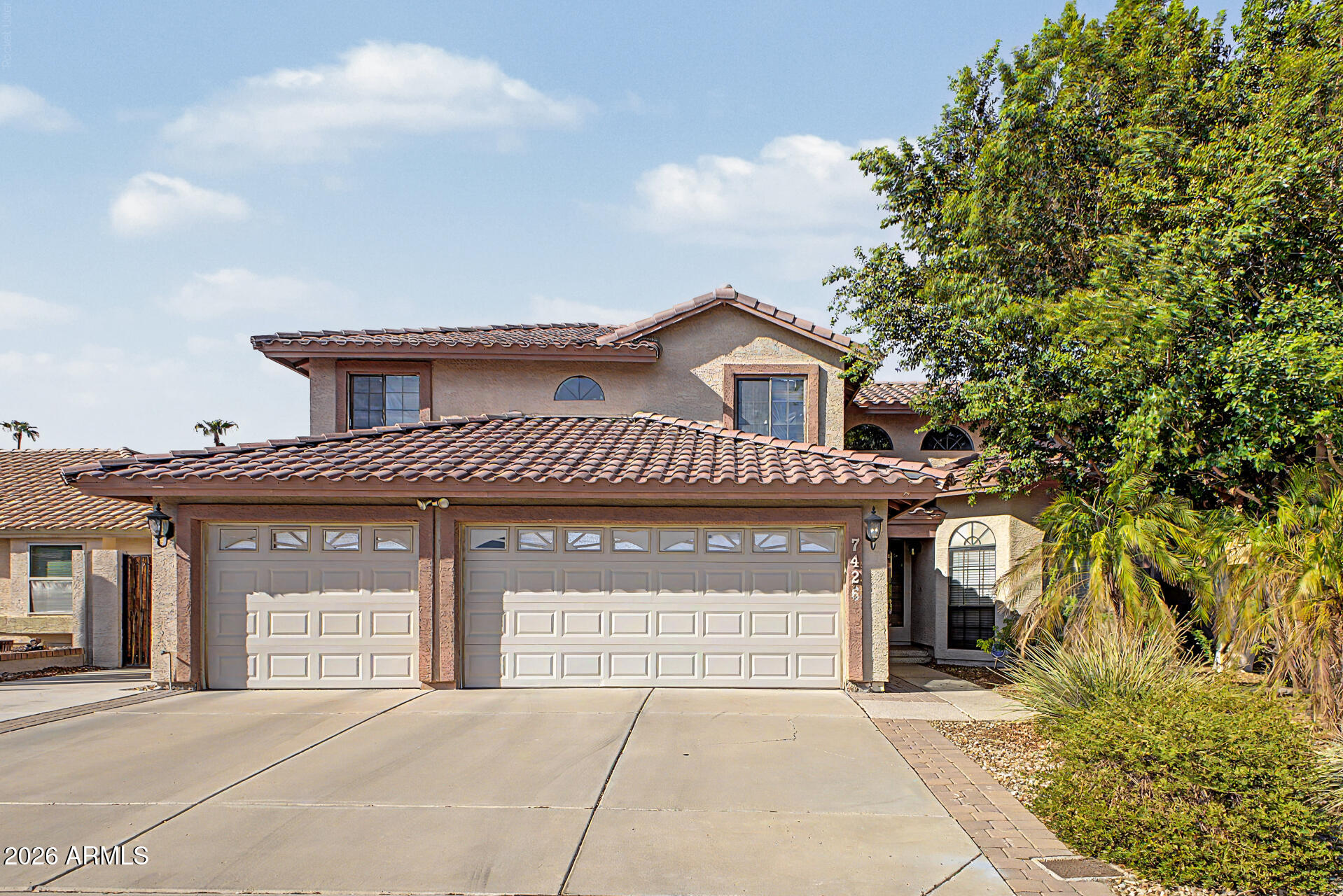 7426 W ORAIBI Drive, Glendale, AZ 85308