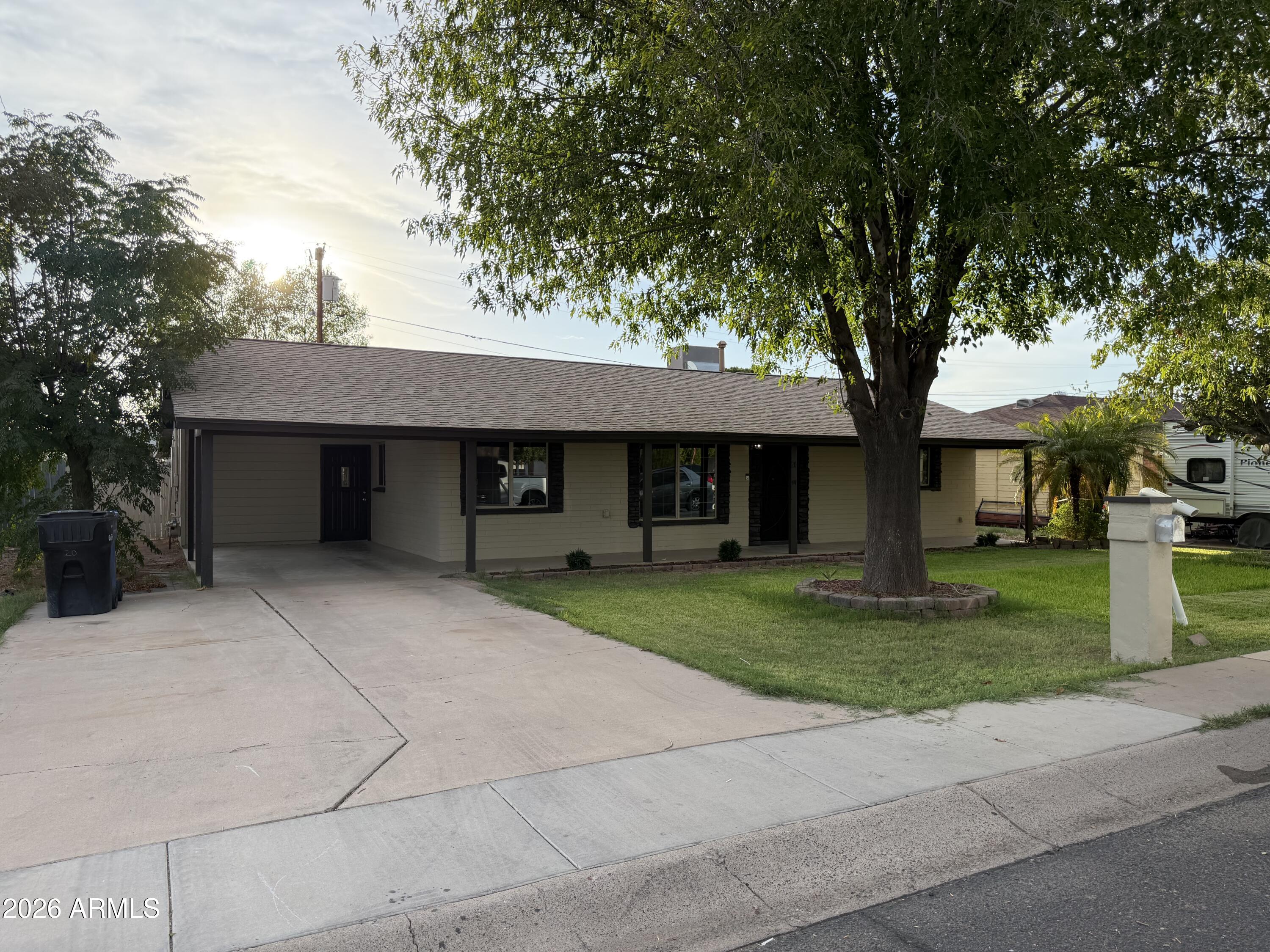 20 S CATALINA Street, Gilbert, AZ 85233