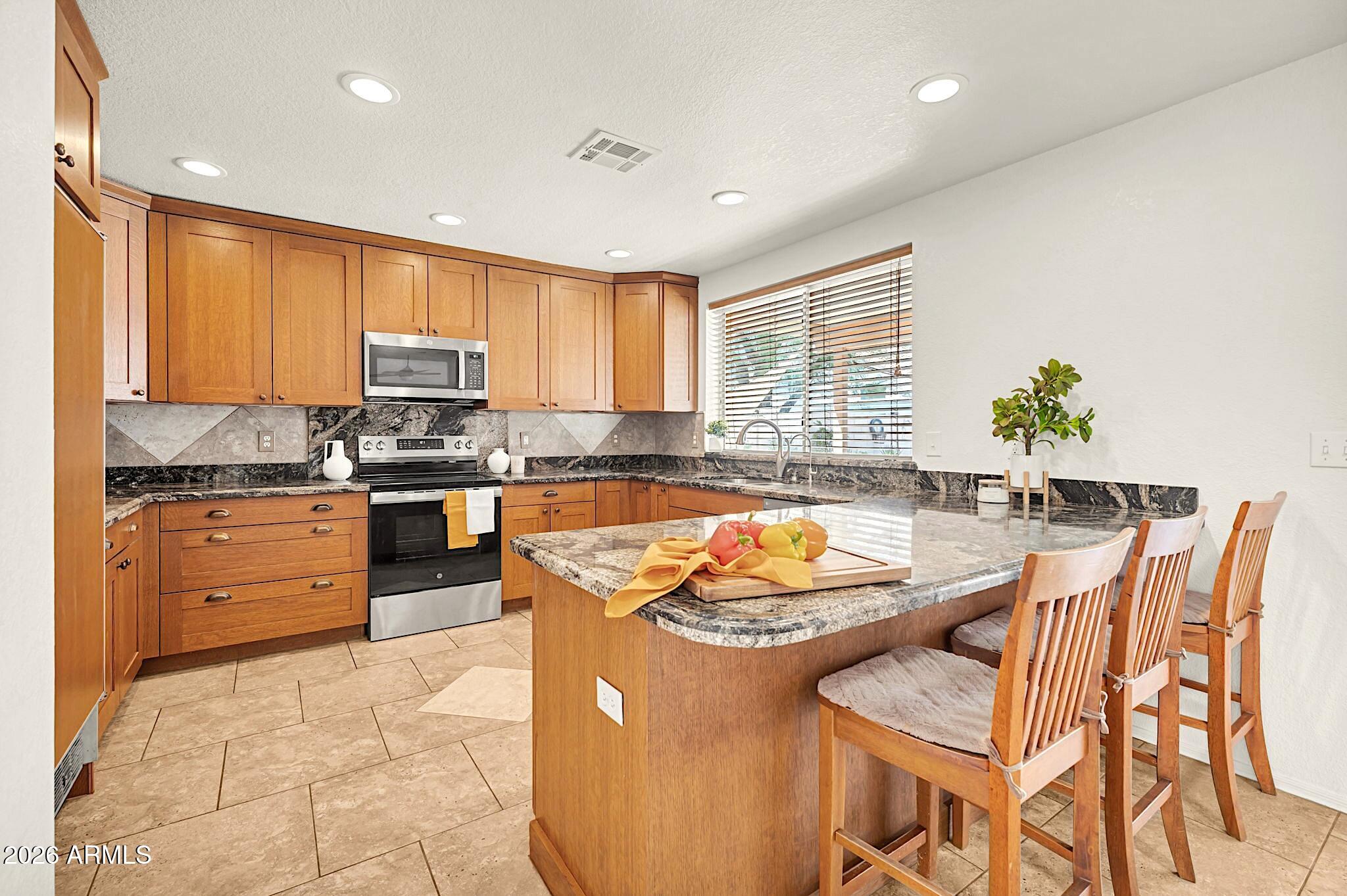 2922 E HERMOSA VISTA Drive, Mesa, AZ 85213