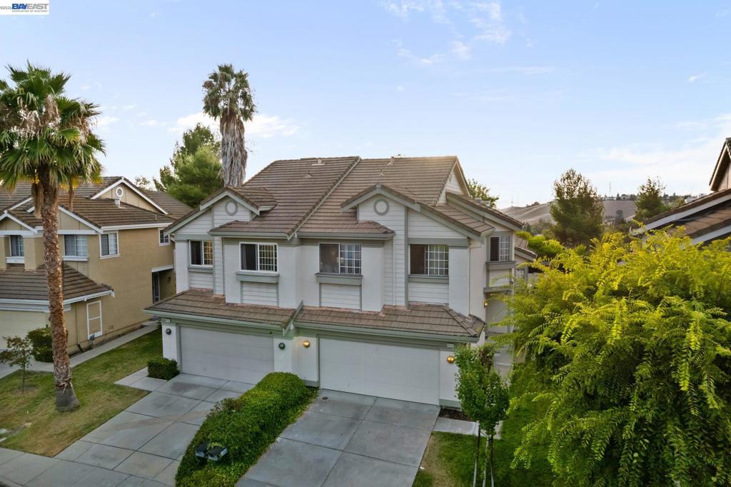 44729 Lynx Dr