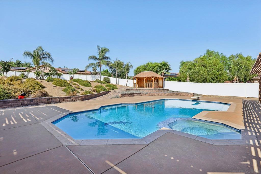 16548 Open View