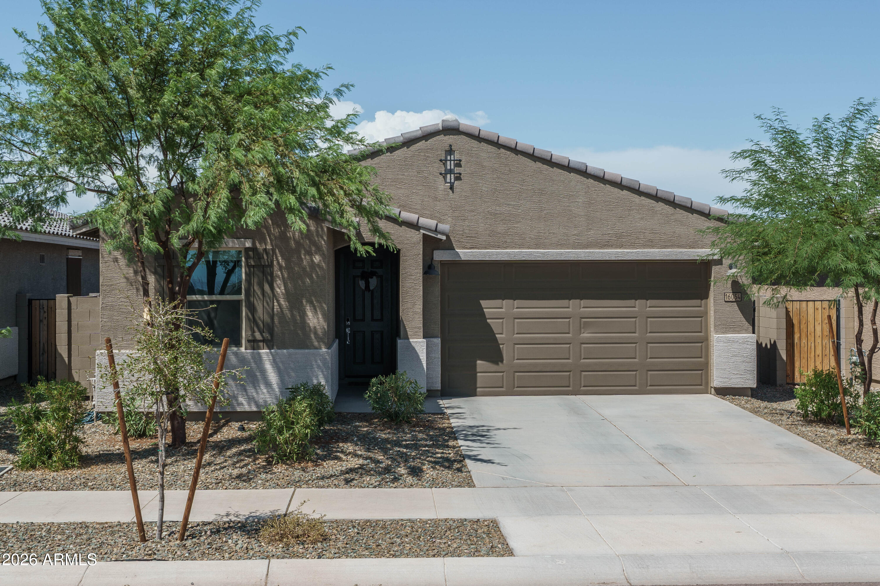 16054 W SMOKETREE Drive, Surprise, AZ 85387