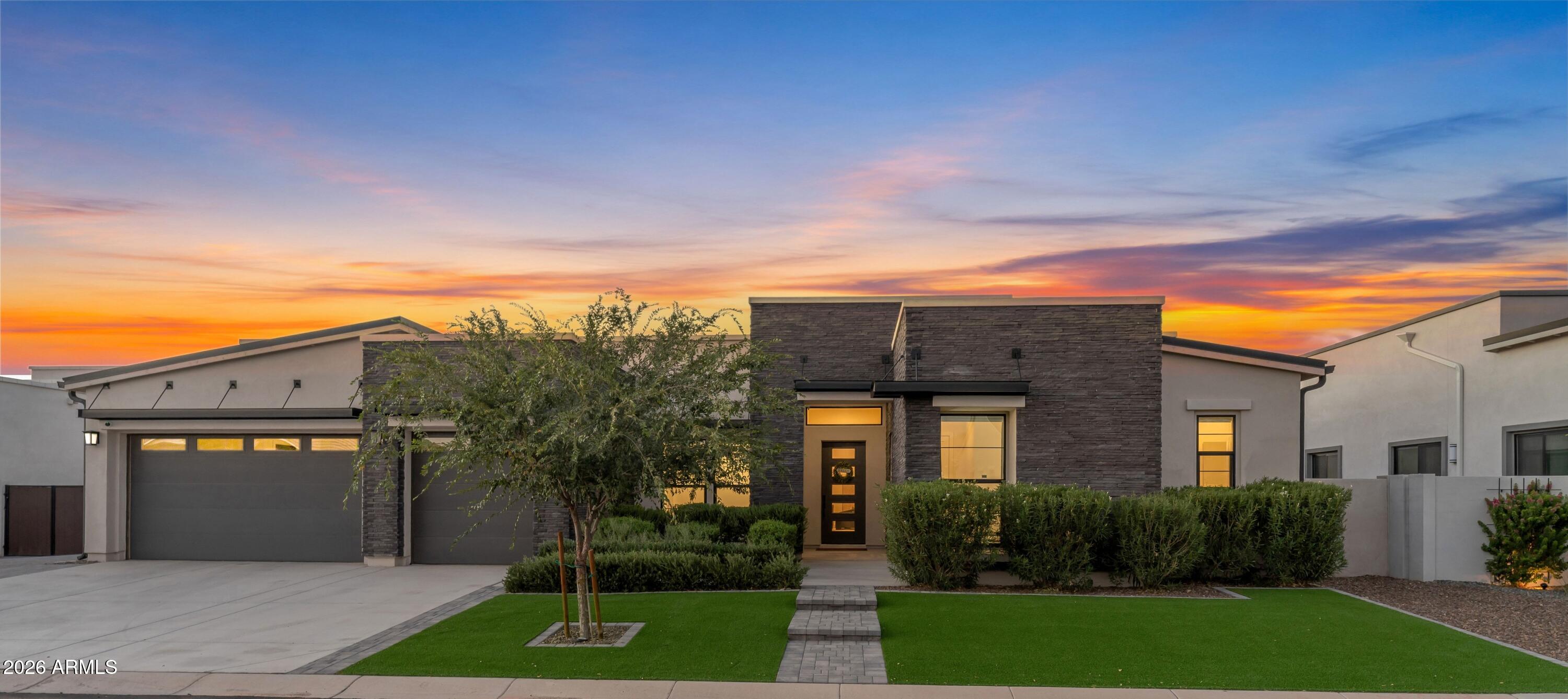20728 E INDIANA Avenue, Queen Creek, AZ 85142