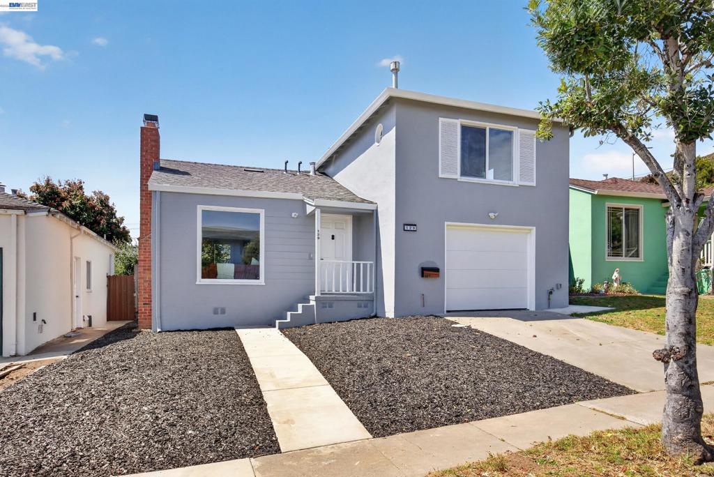 129 Drake Ave