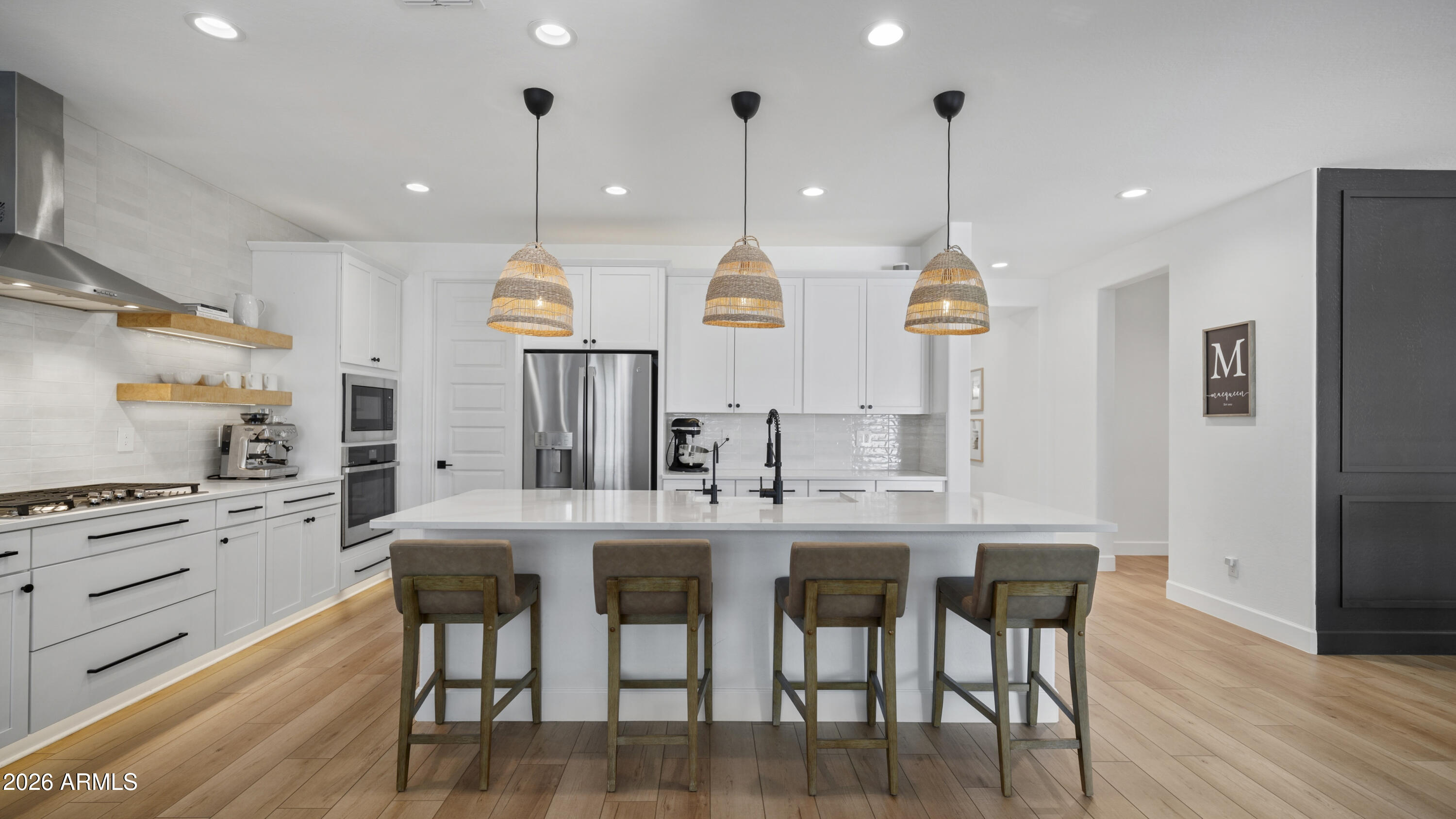 7512 W ODEUM Lane, Phoenix, AZ 85043