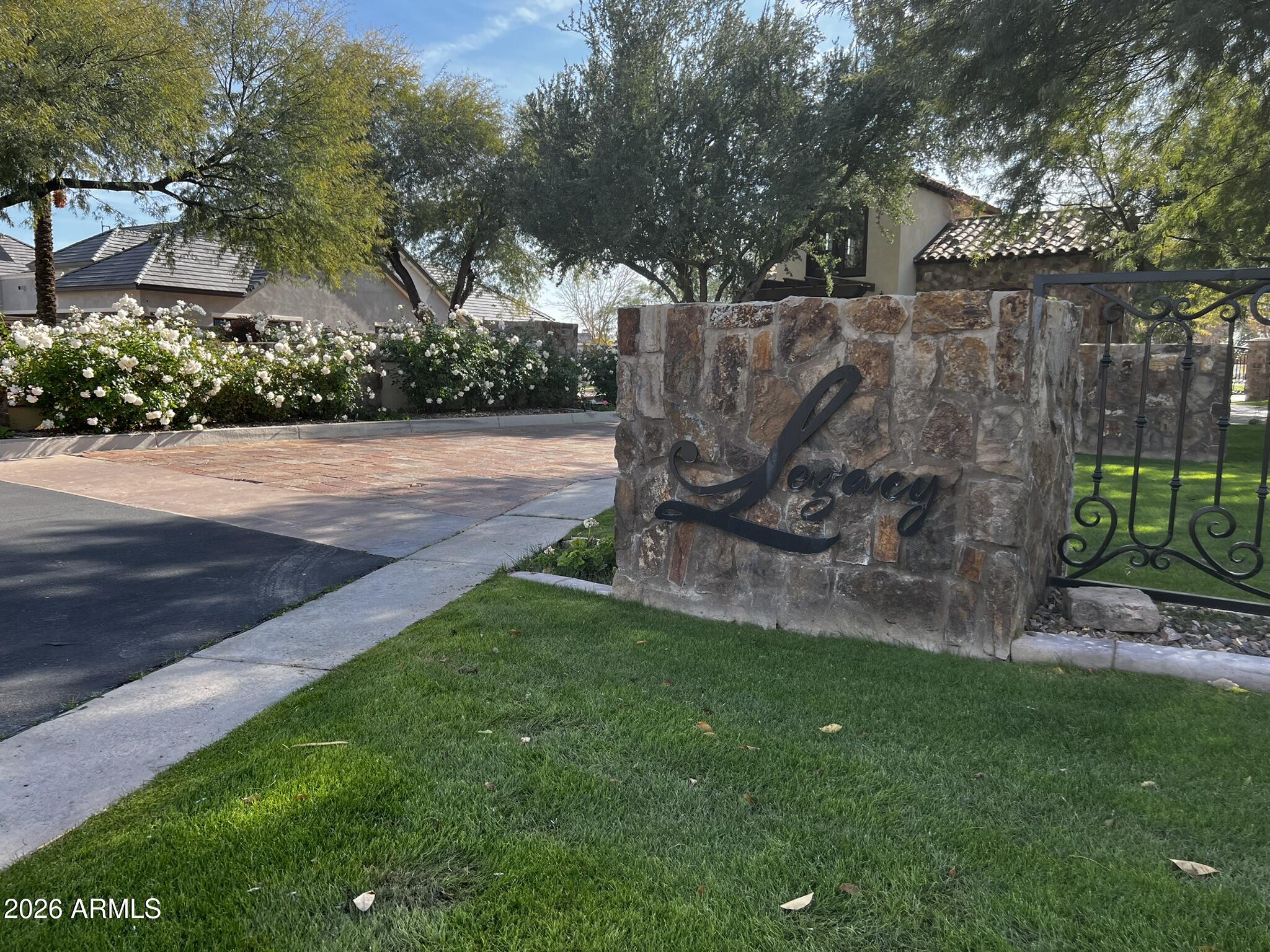 3215 E HALIFAX Circle 8, Mesa, AZ 85213